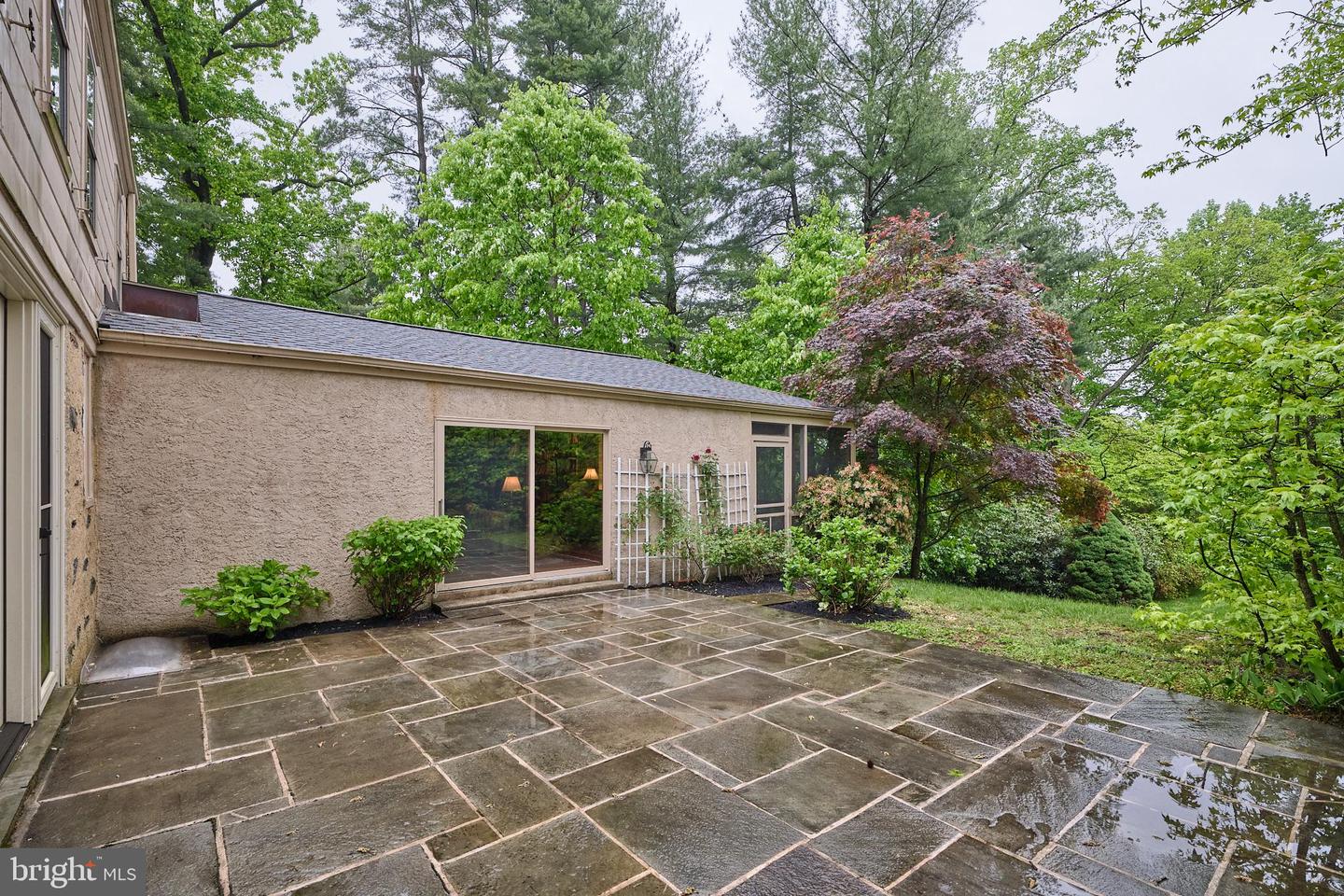 440 Colebrook Ln