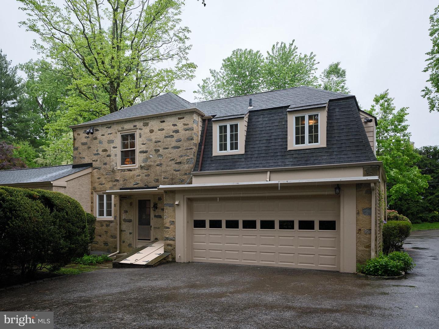440 Colebrook Ln