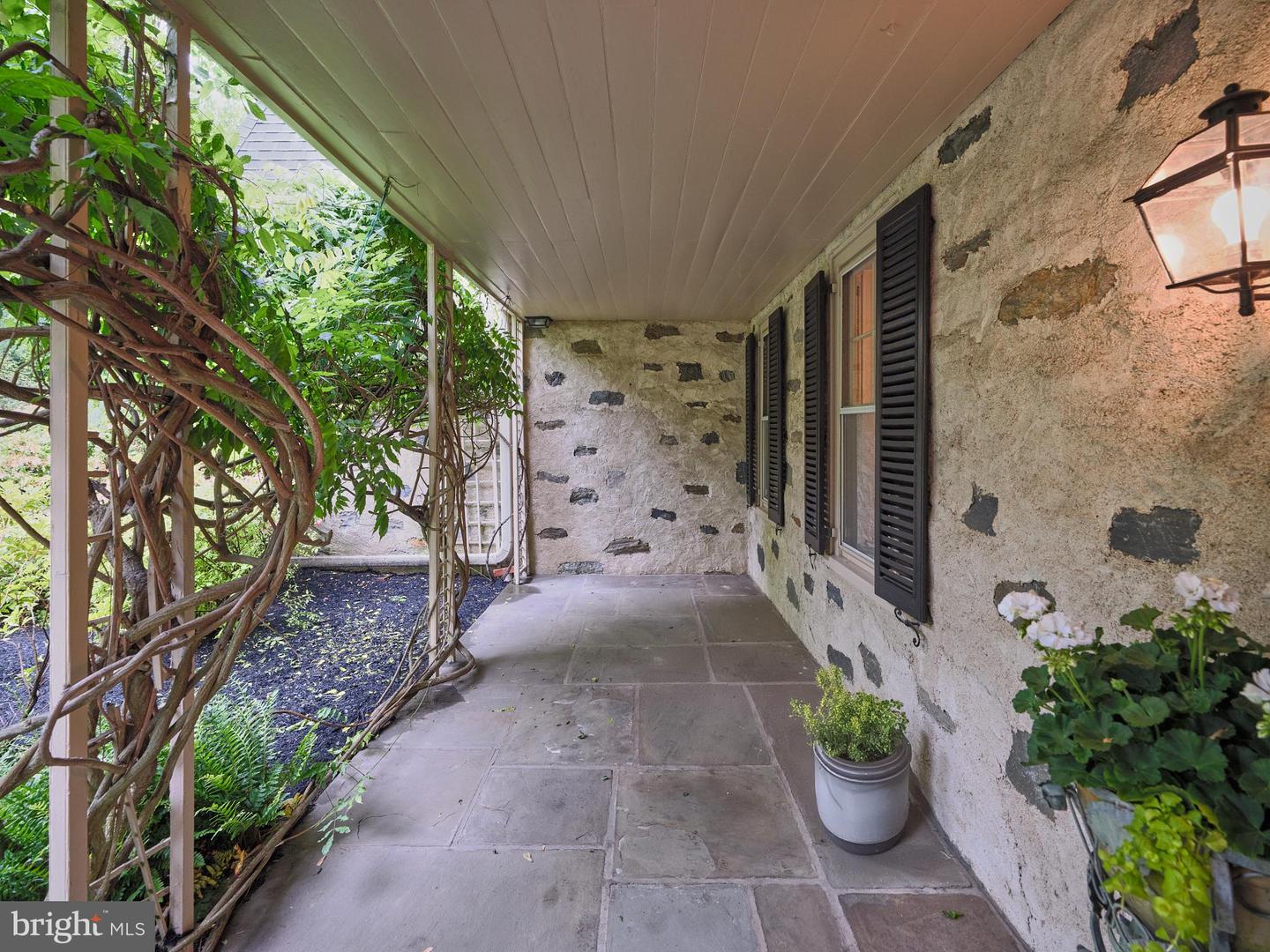 440 Colebrook Ln