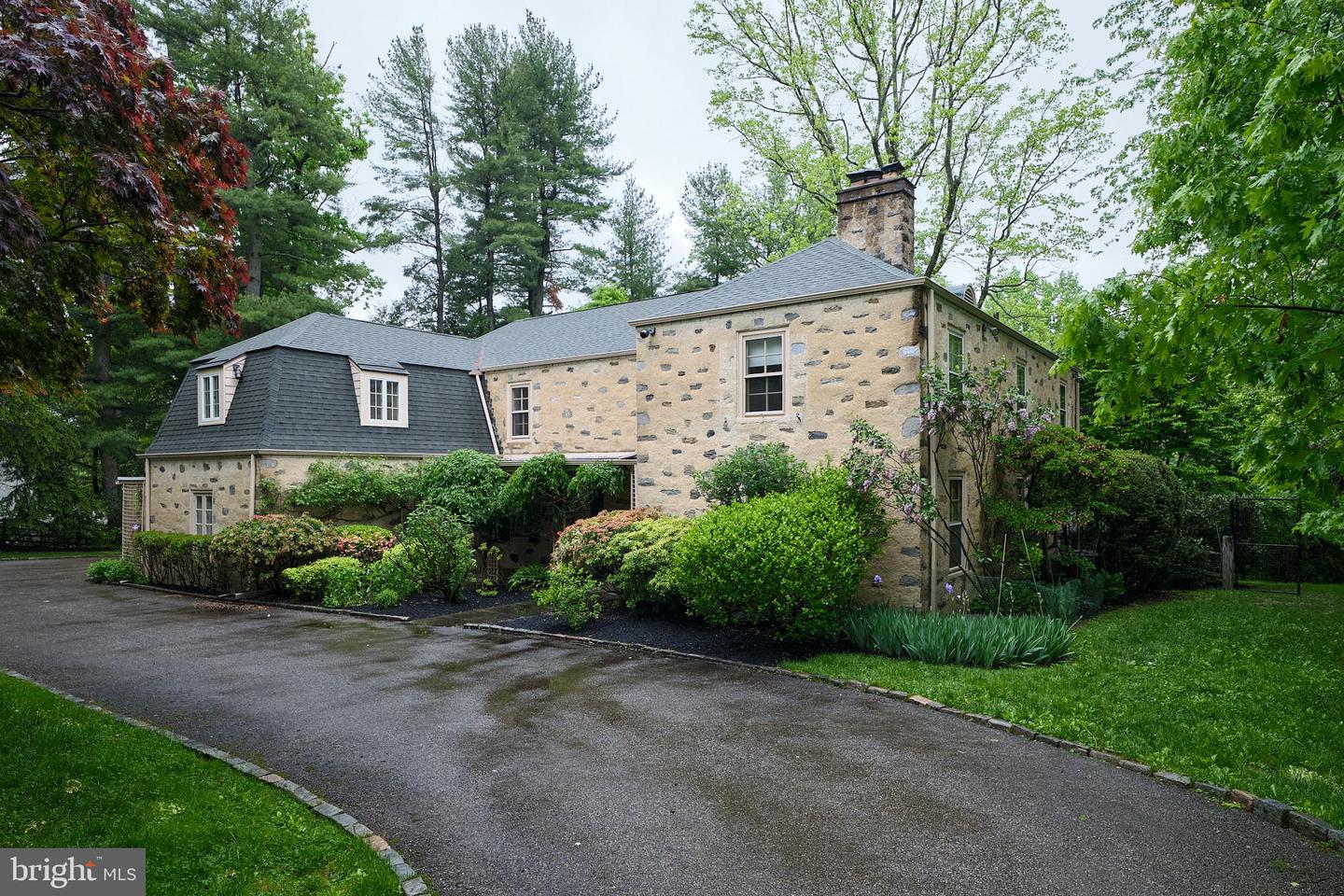 440 Colebrook Ln