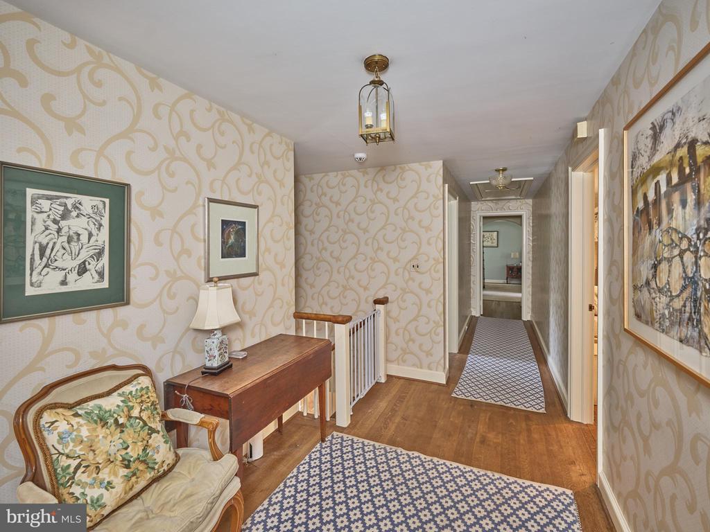 164 Rose Ln