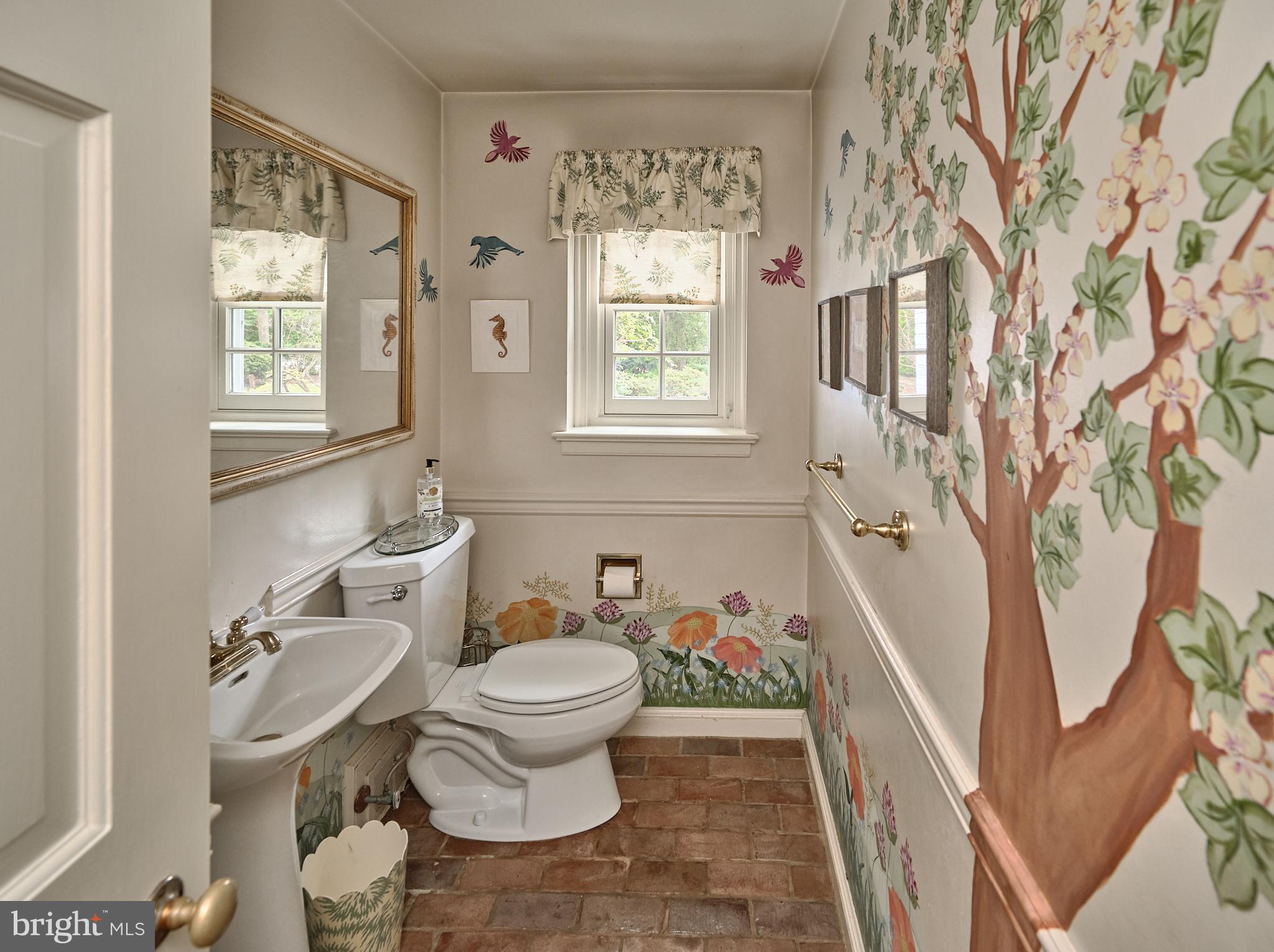 164 Rose Ln