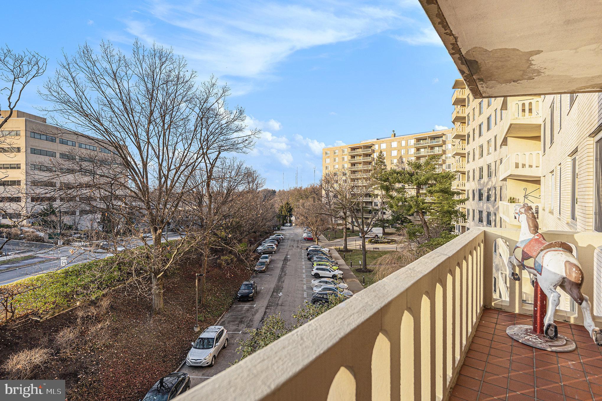 191 Presidential Blvd #R-417