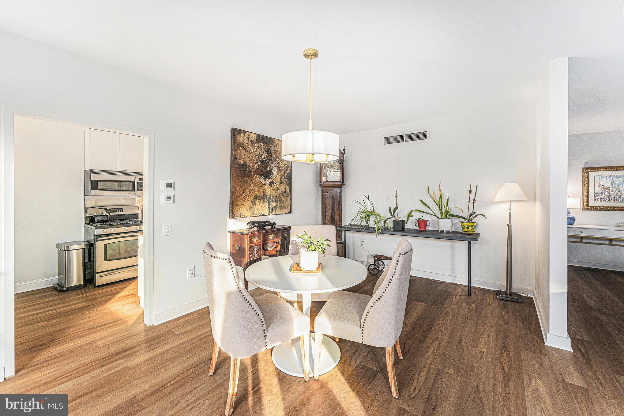 191 Presidential Blvd #R-417