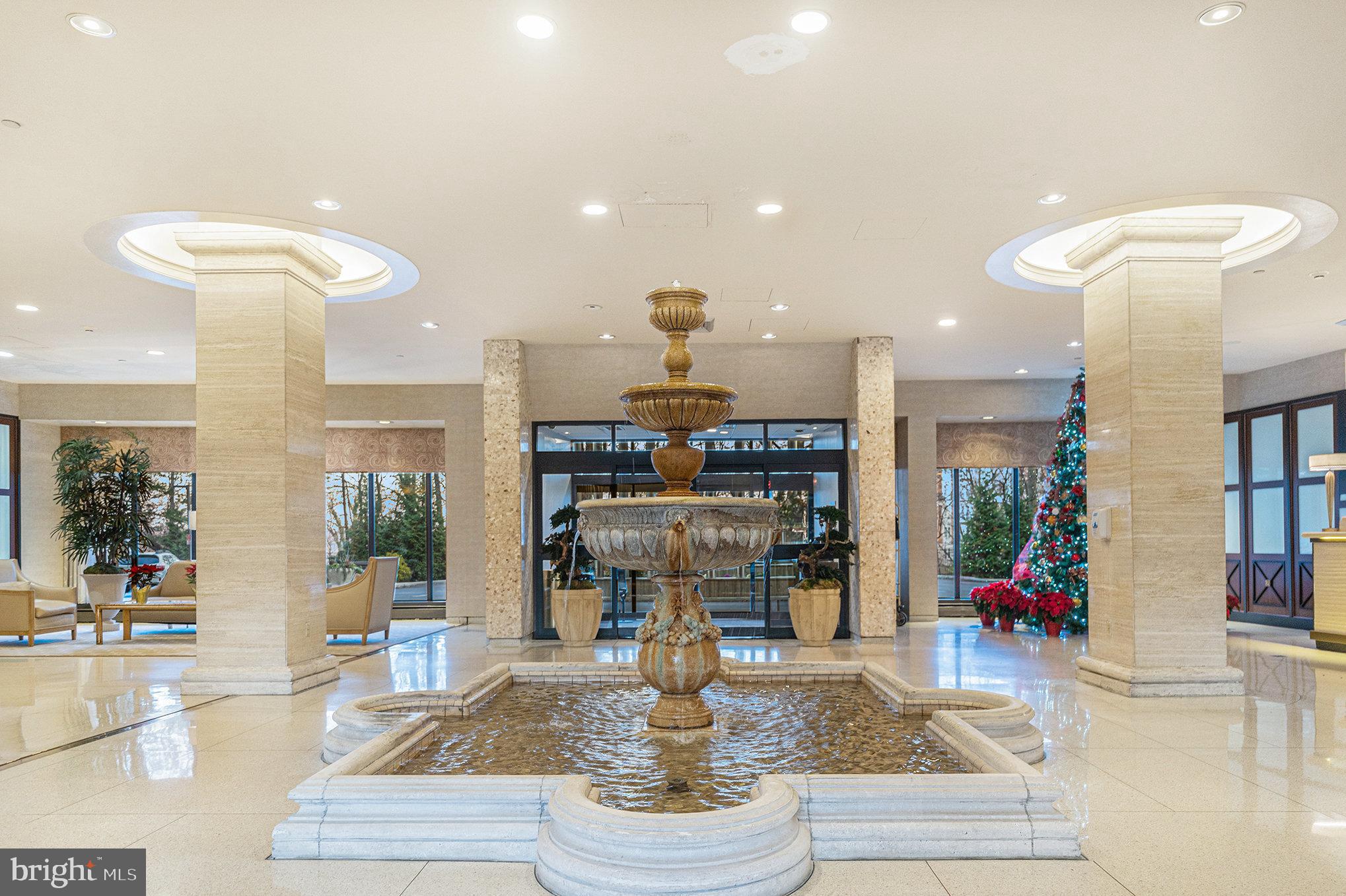 191 Presidential Blvd #R-417