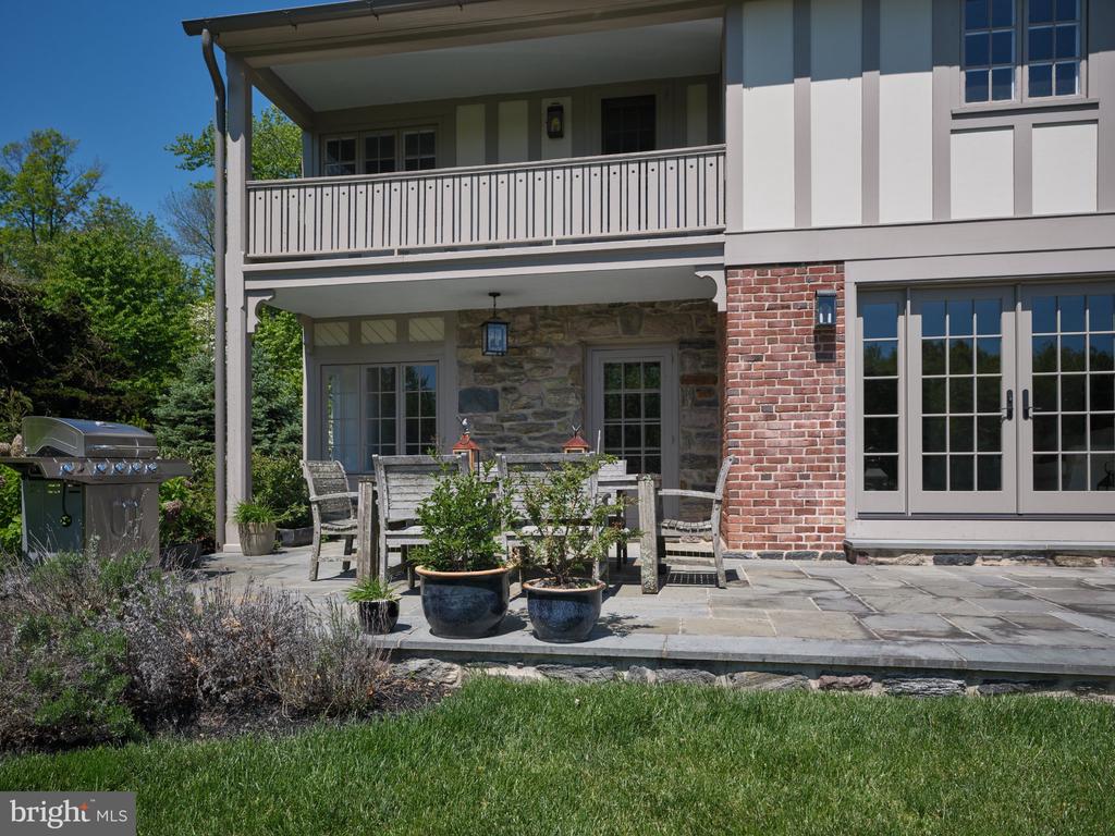 617 HARRITON ROAD