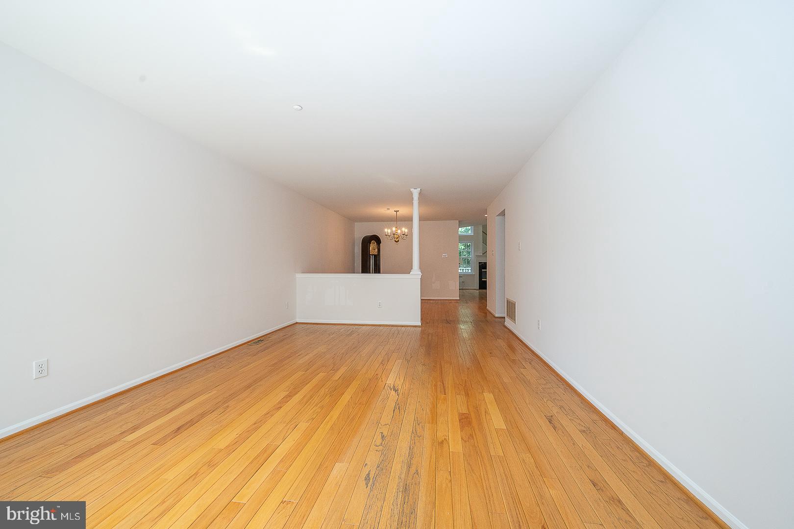 112 LEMONTON WAY