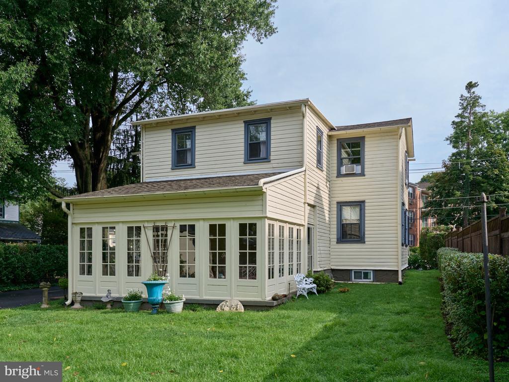 438 OLD LANCASTER ROAD