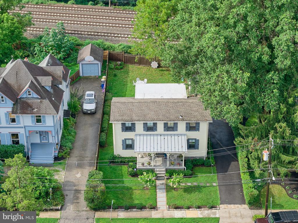 438 OLD LANCASTER ROAD