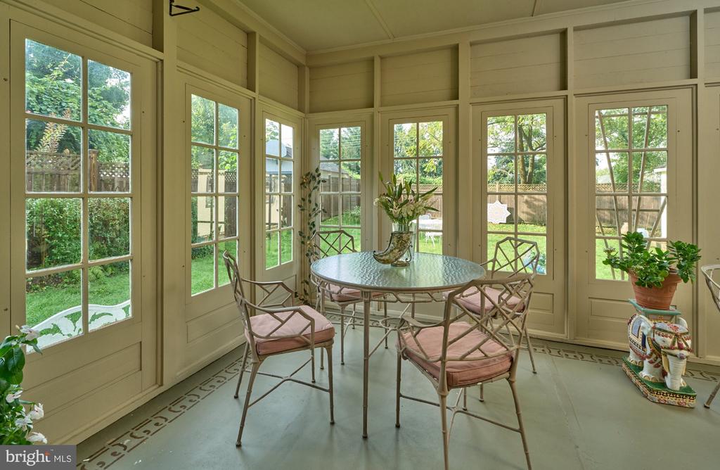438 OLD LANCASTER ROAD