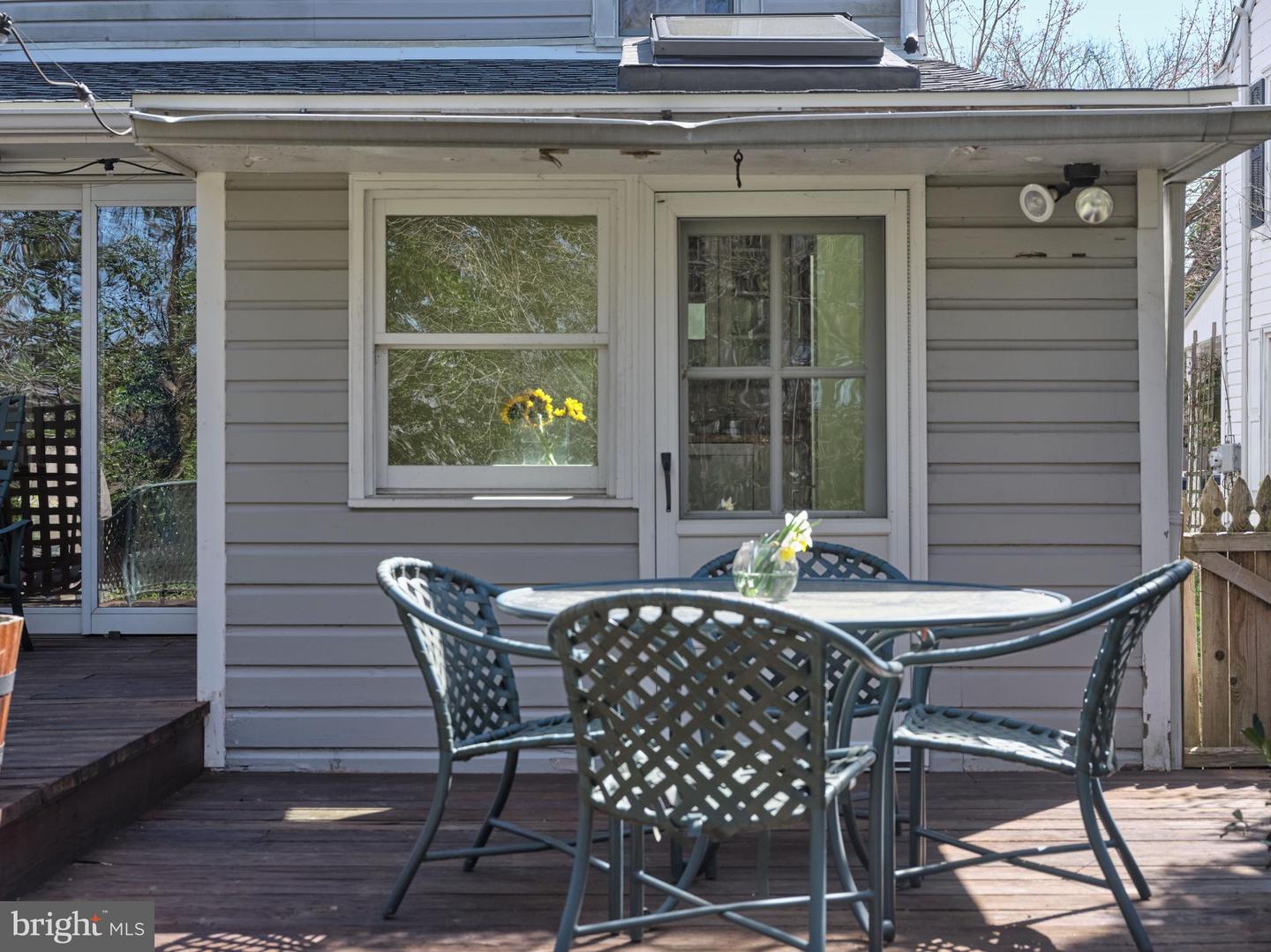 39 W HIGHLAND AVENUE