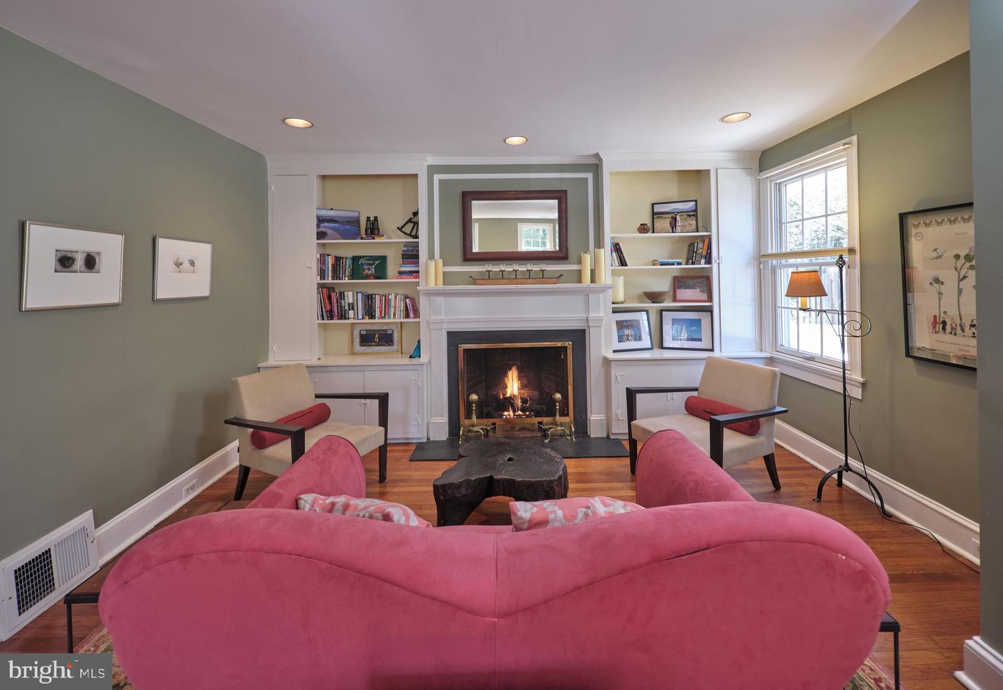 39 W HIGHLAND AVENUE