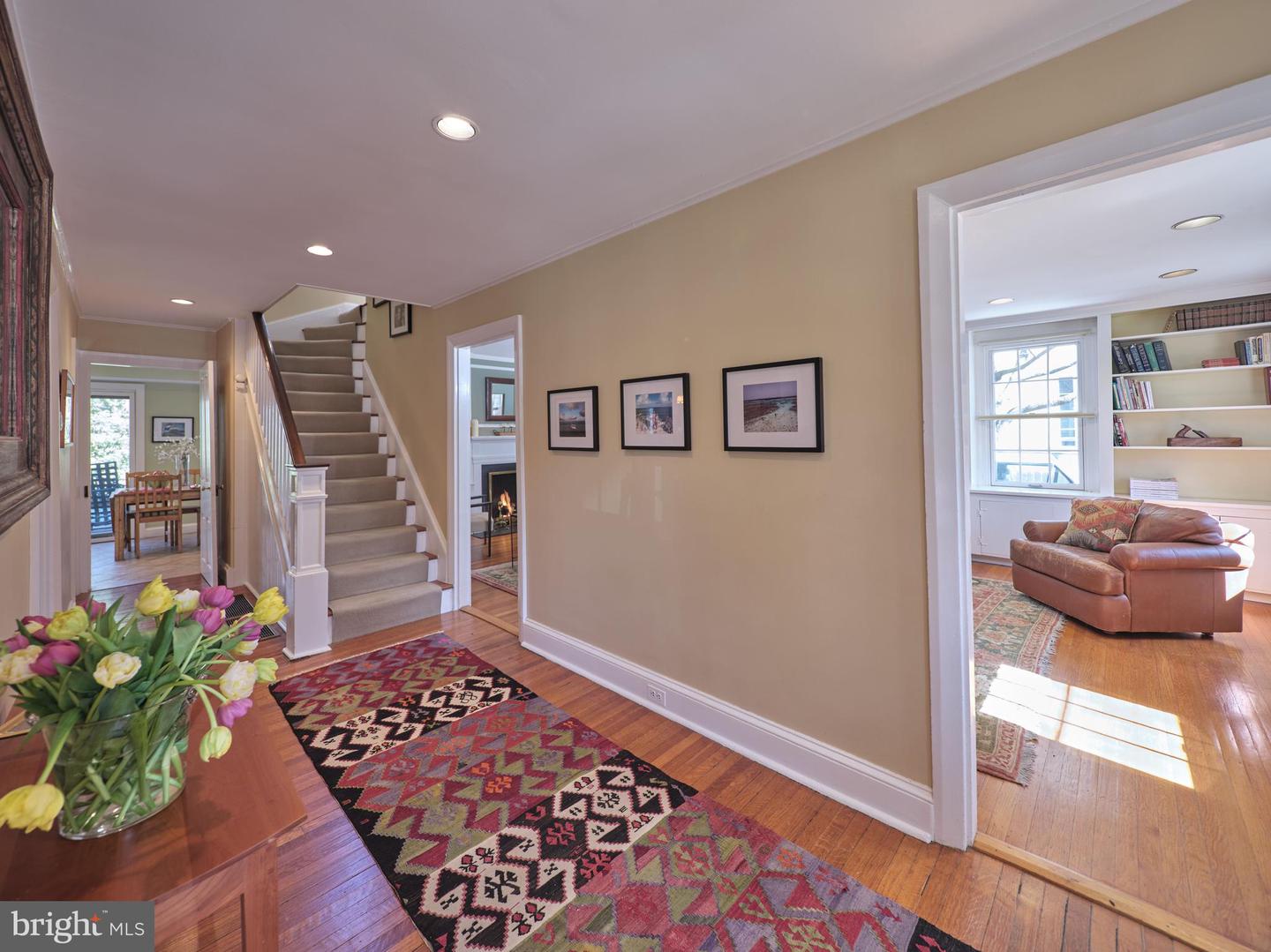 39 W HIGHLAND AVENUE