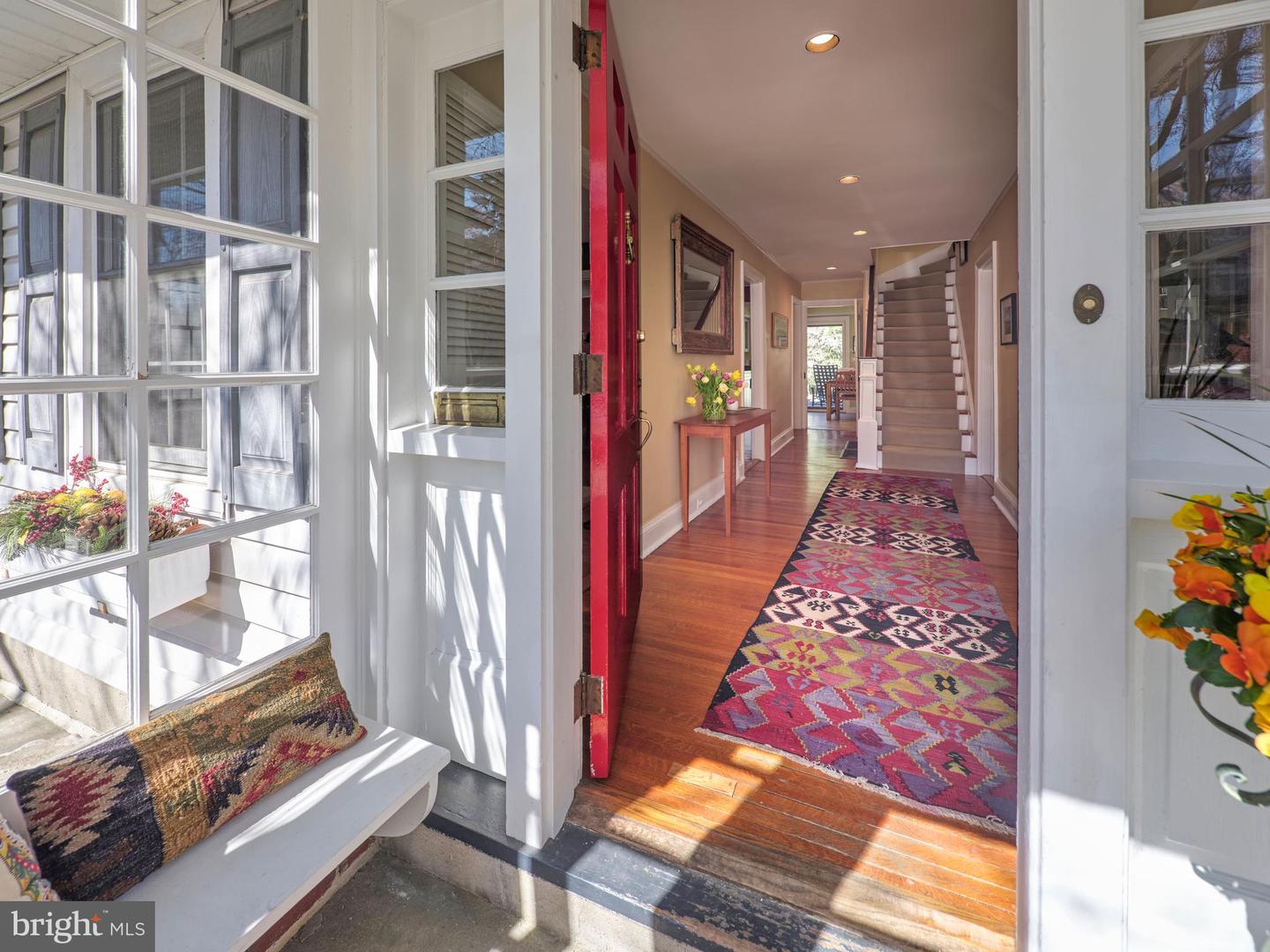 39 W HIGHLAND AVENUE