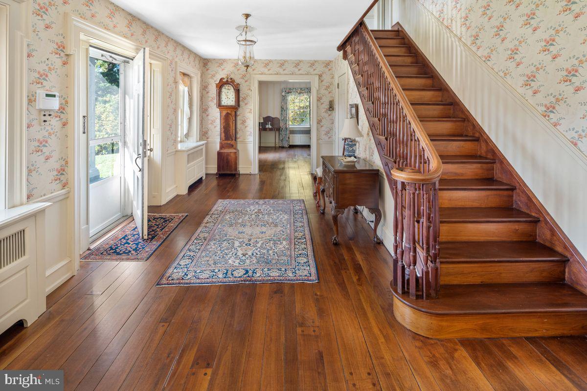 206 WHITEMARSH AVENUE