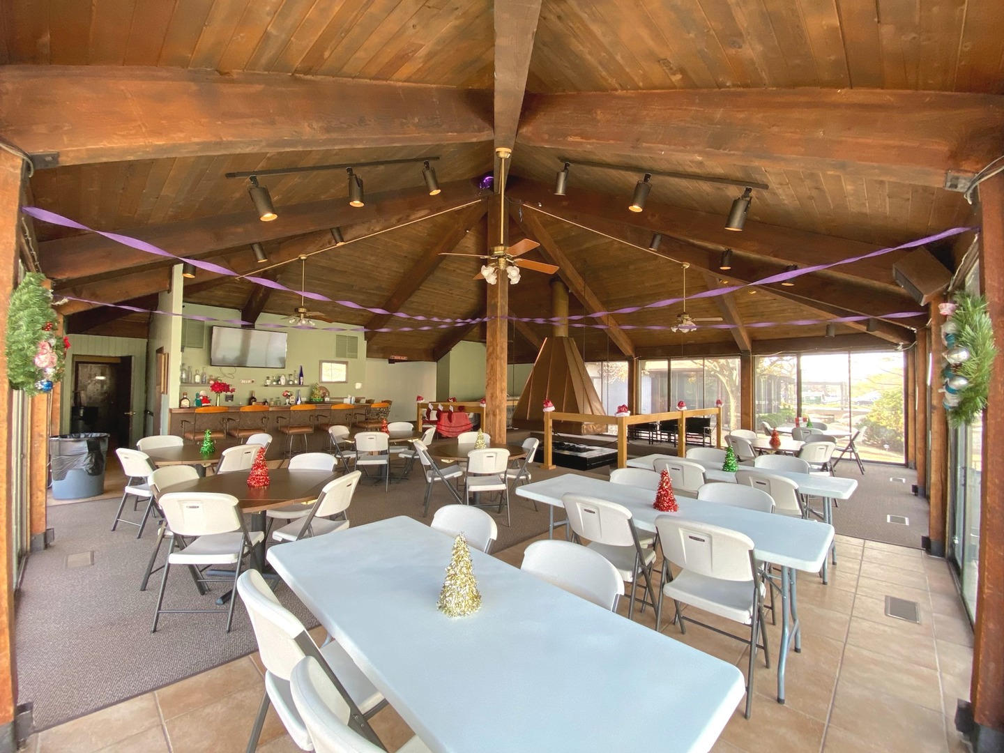 2015 S Finley Road Unit: 1204