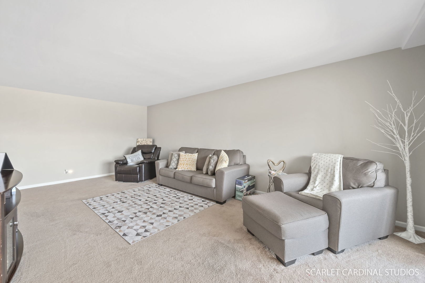 460 Raintree Court Unit: 2M