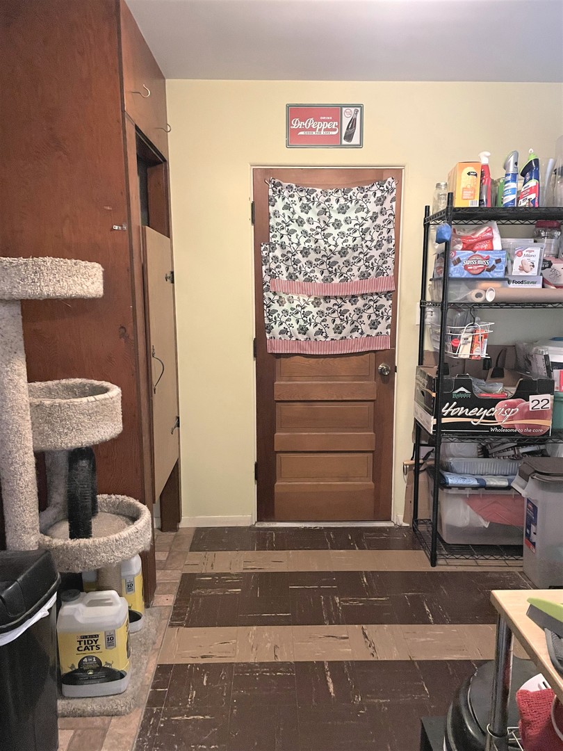 2925 Sunnyside Avenue