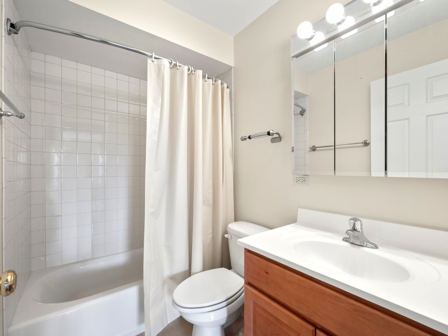 1188 Royal Glen Drive Unit: 318W