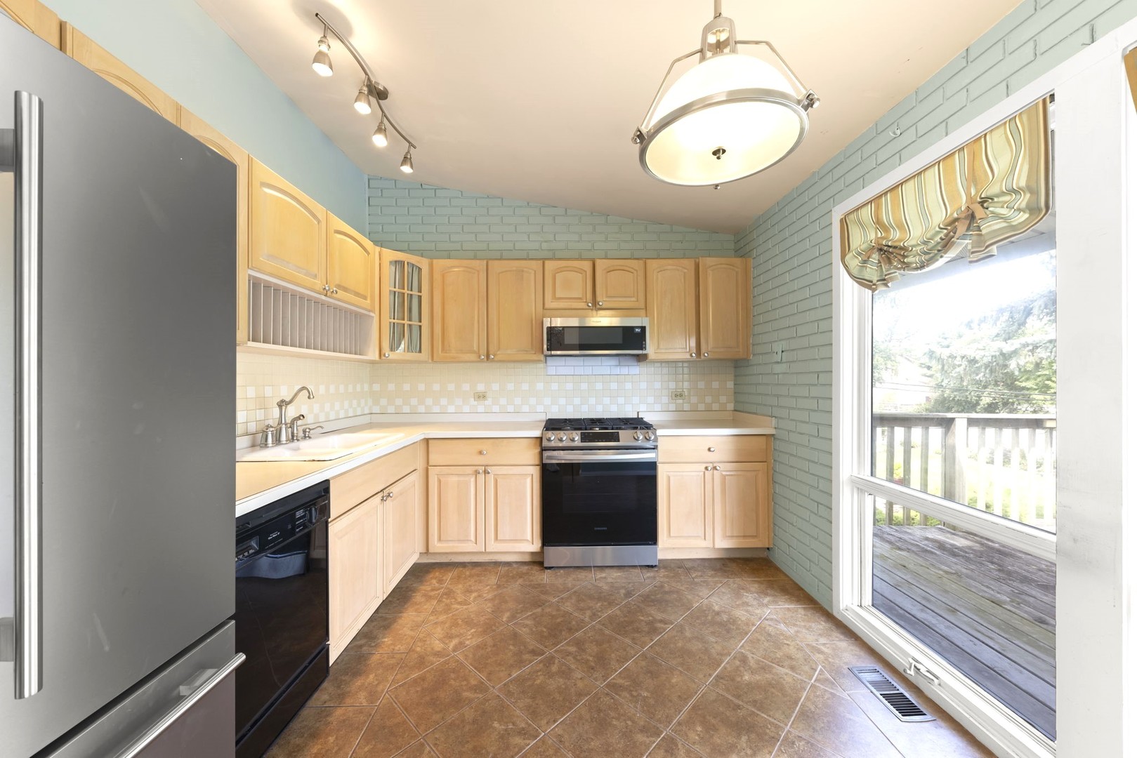 21W164 22nd Street