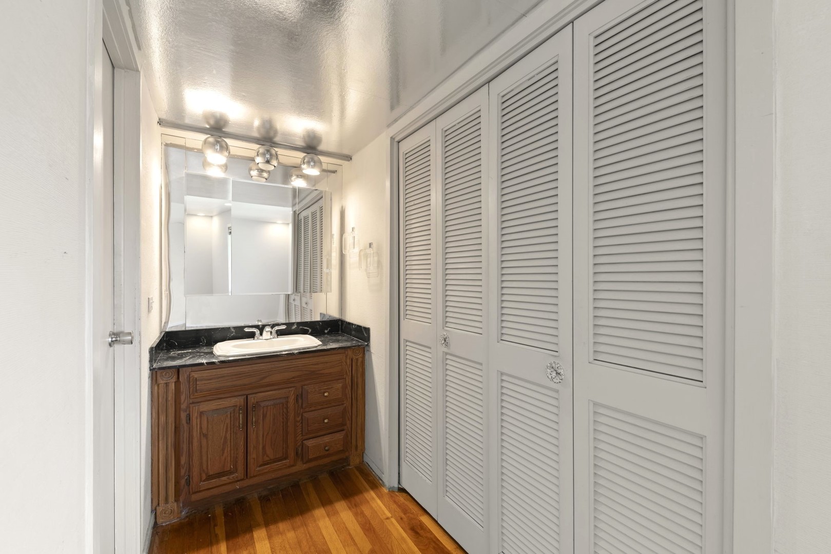 21W164 22nd Street