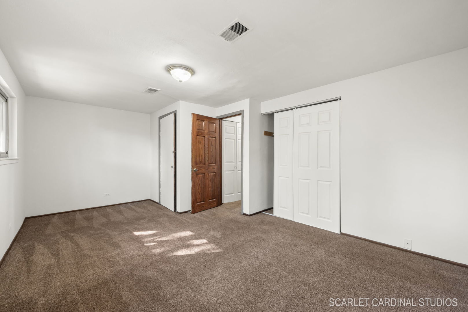 1S286 Windsor Lane Unit: 286