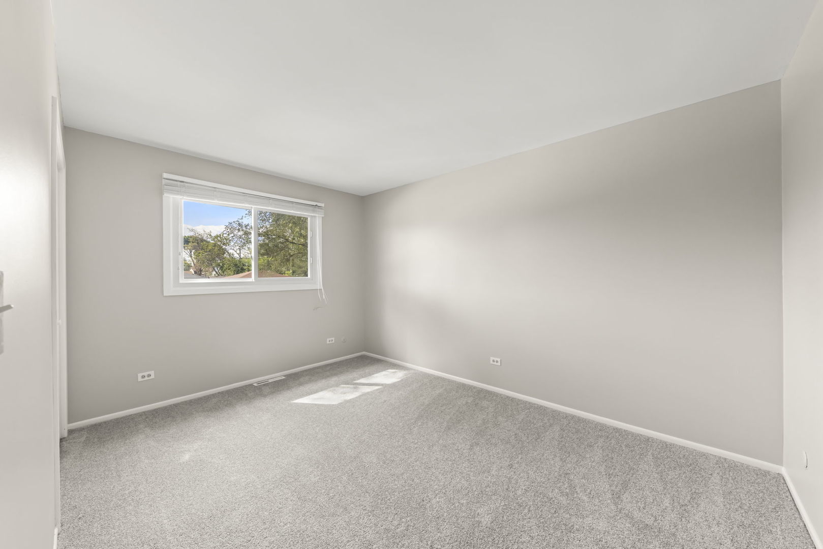 505 N Vista Avenue