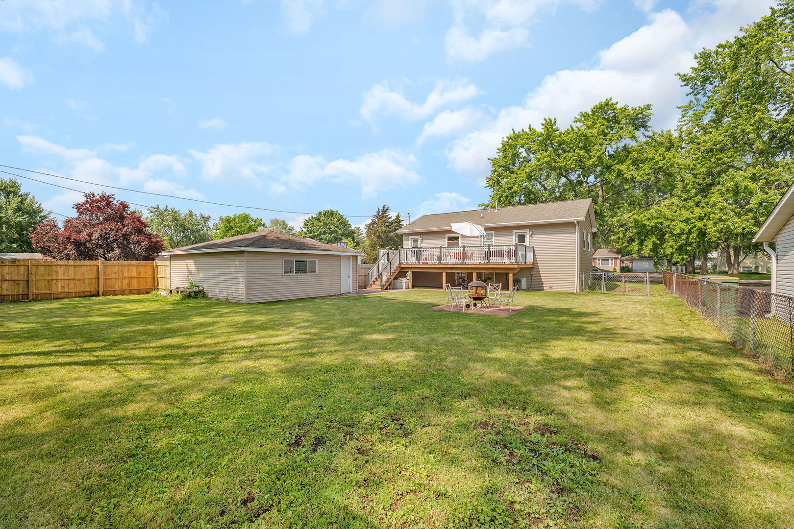710 Sunset Lane