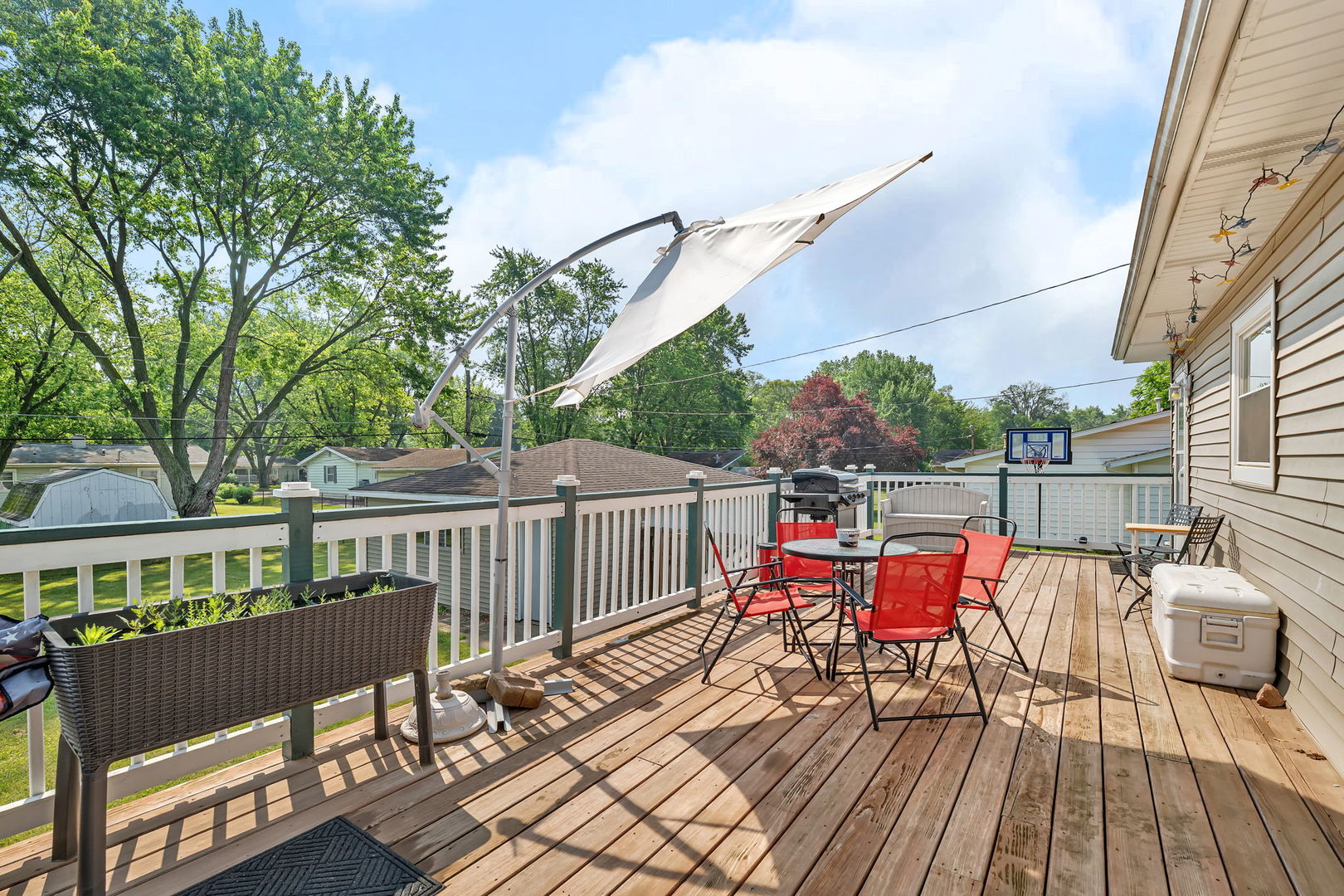 710 Sunset Lane