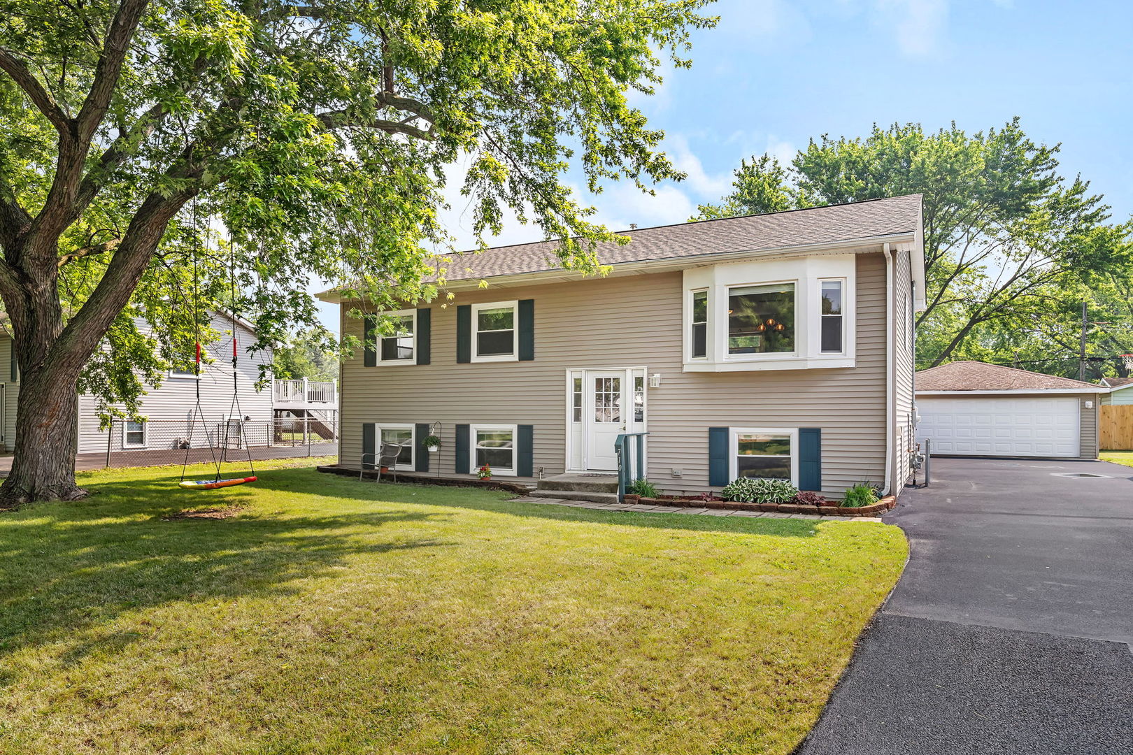 710 Sunset Lane