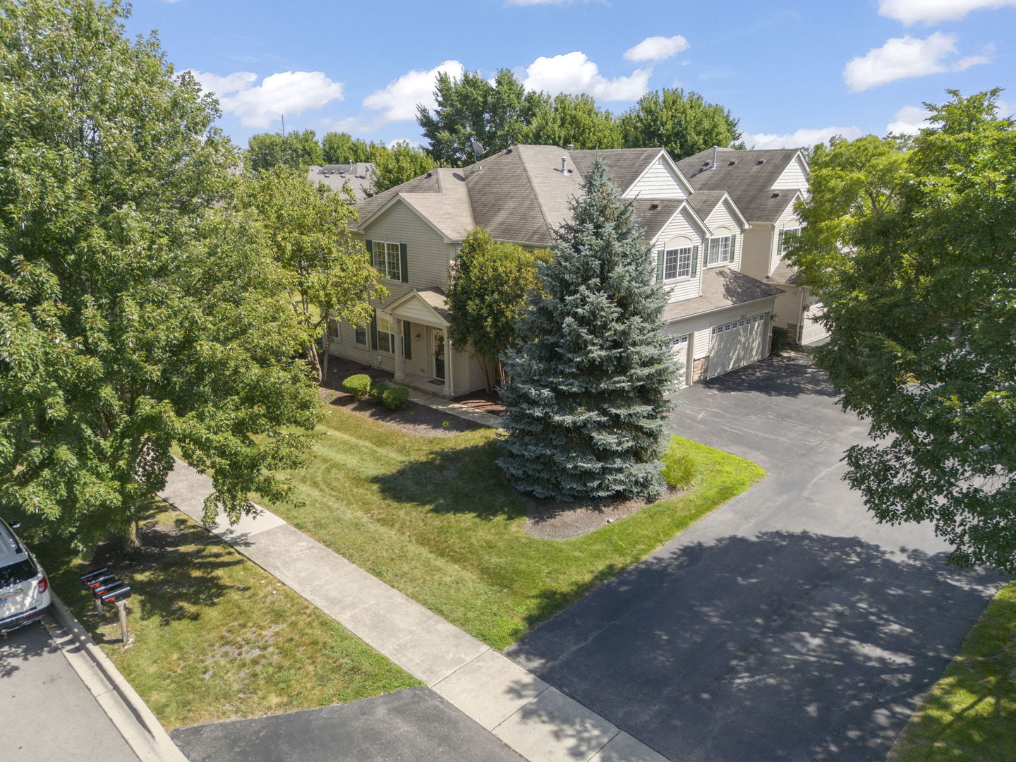2161 Gallant Fox Circle