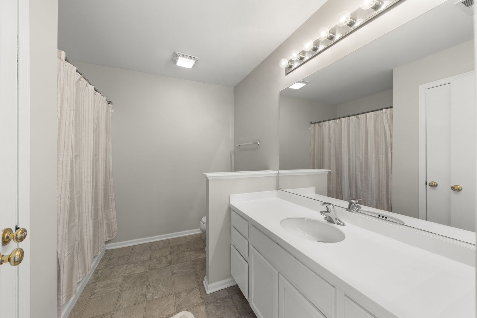 2161 Gallant Fox Circle