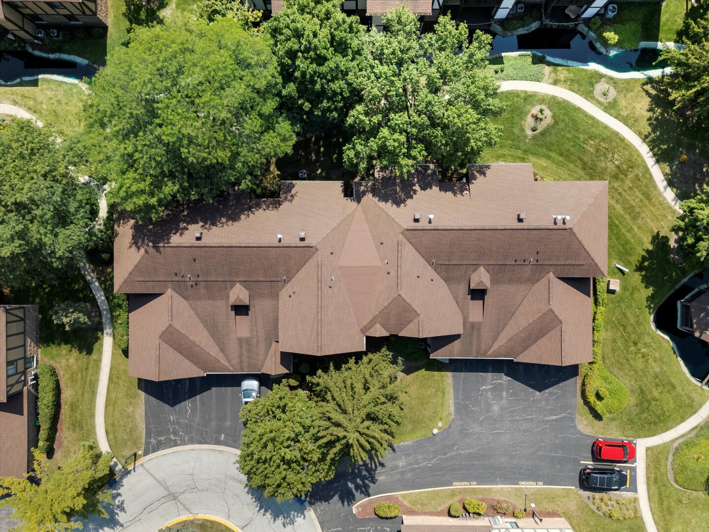 850 SHELDON Court Unit: D