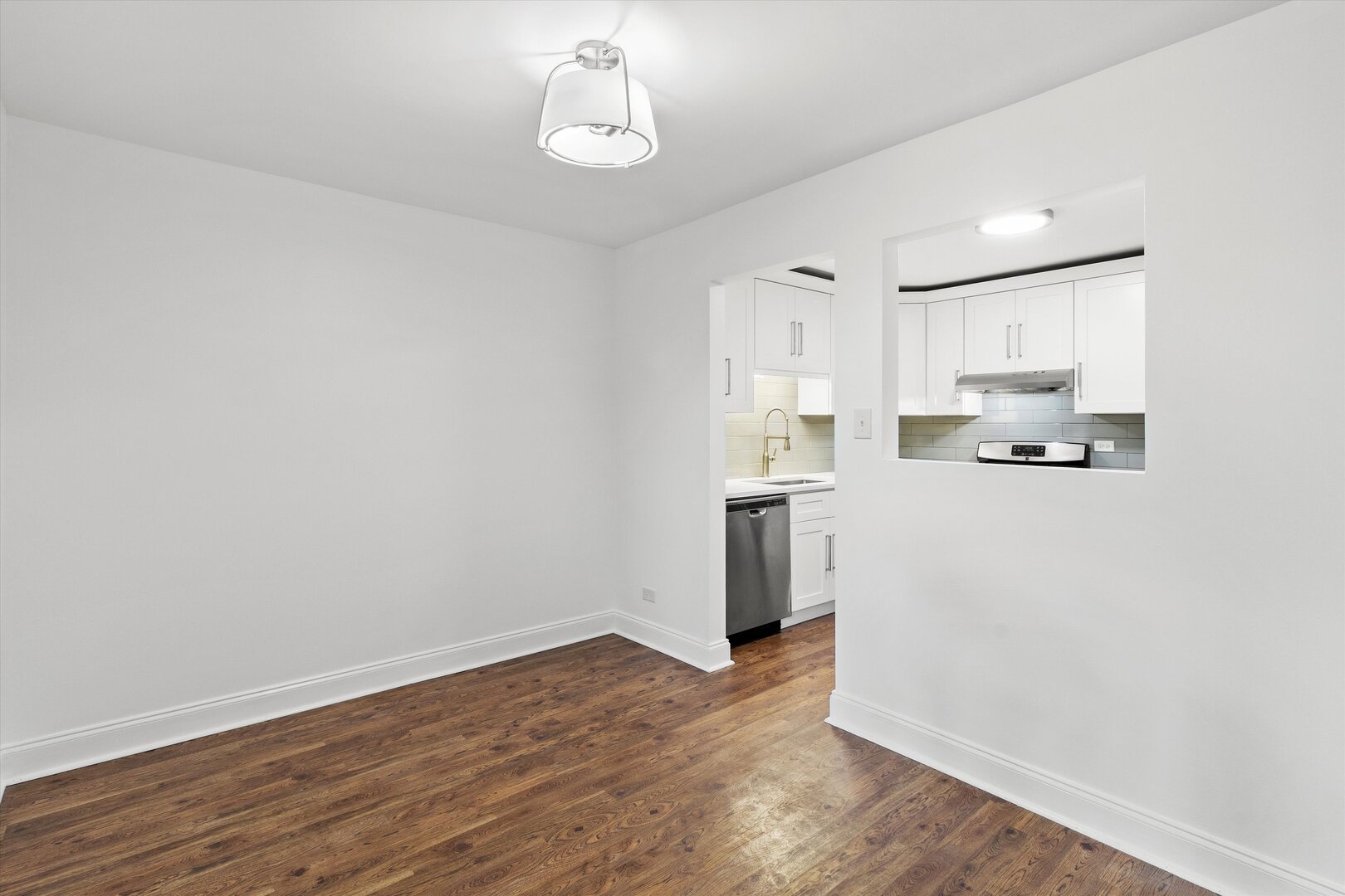 850 SHELDON Court Unit: D