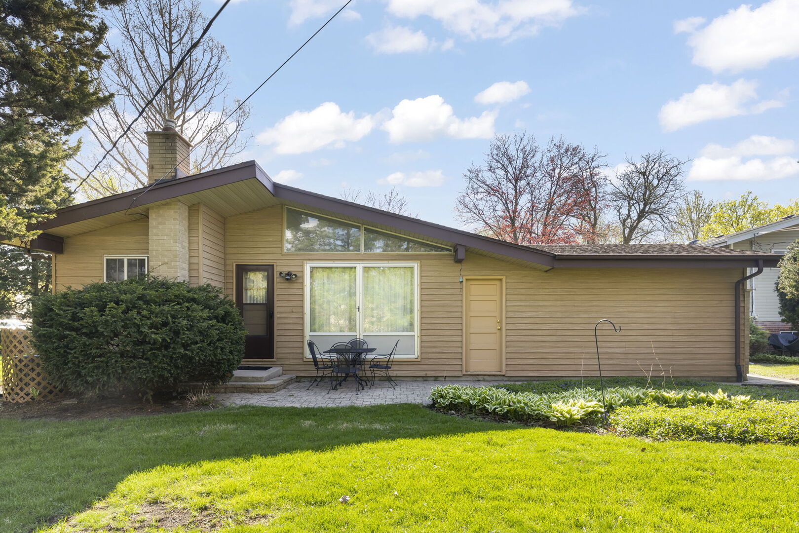 222 E Julia Drive