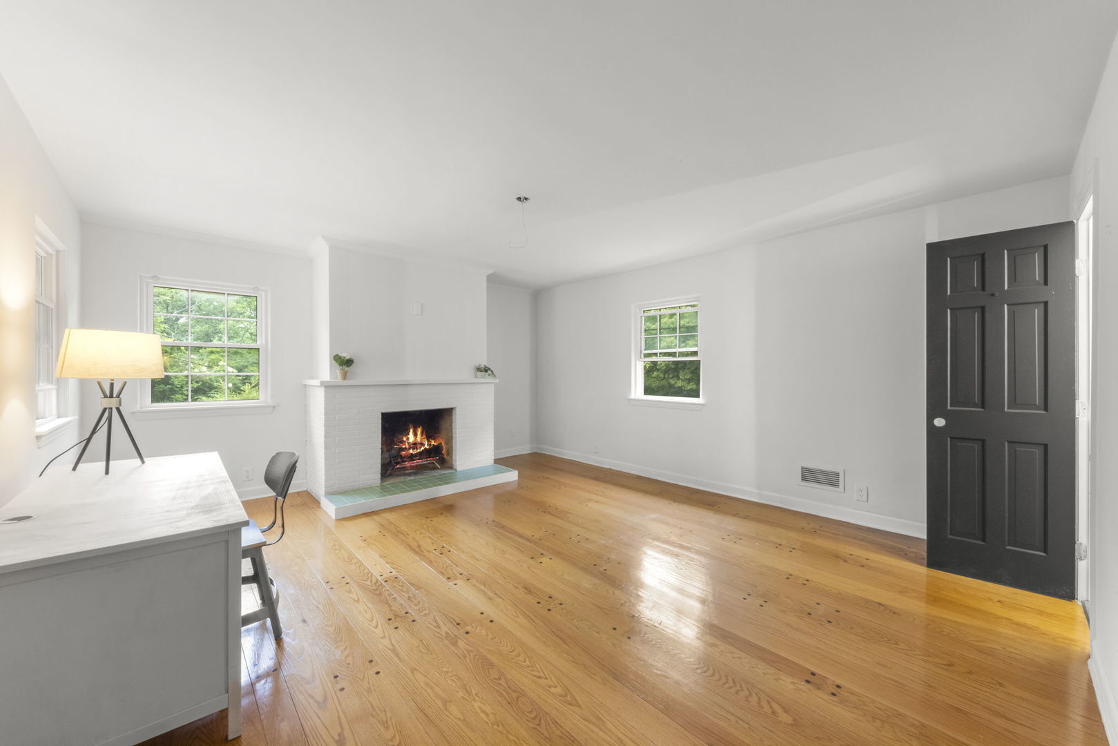 828 E 14th Street