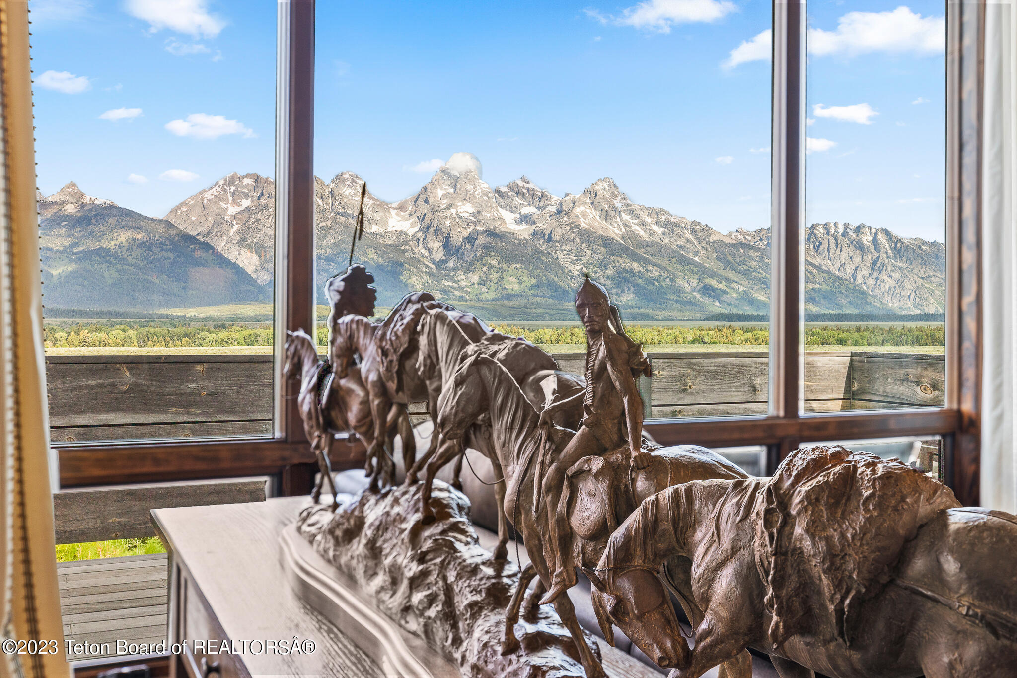 13125 N CRAIGHEAD Lane