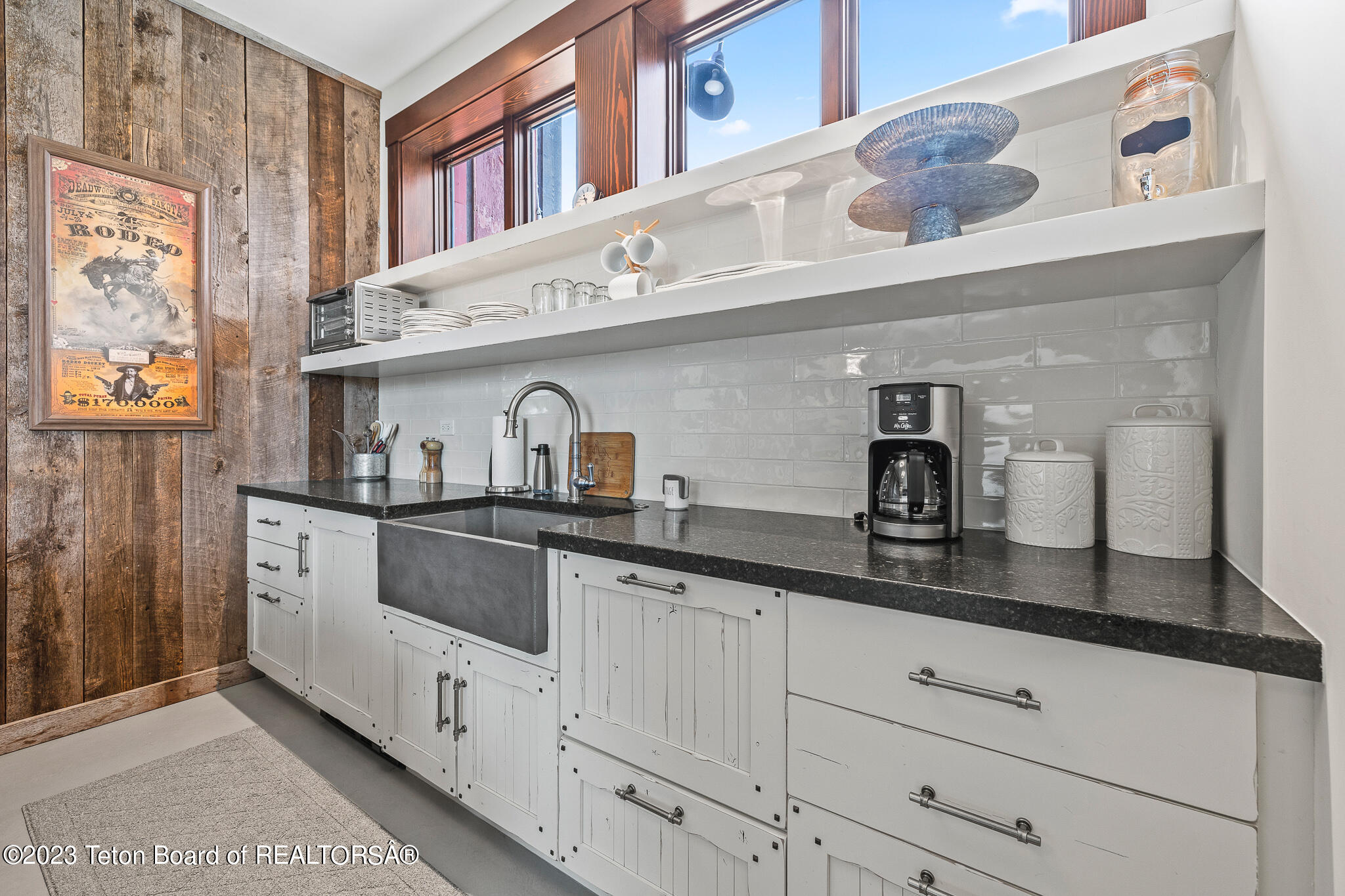 13125 N CRAIGHEAD Lane