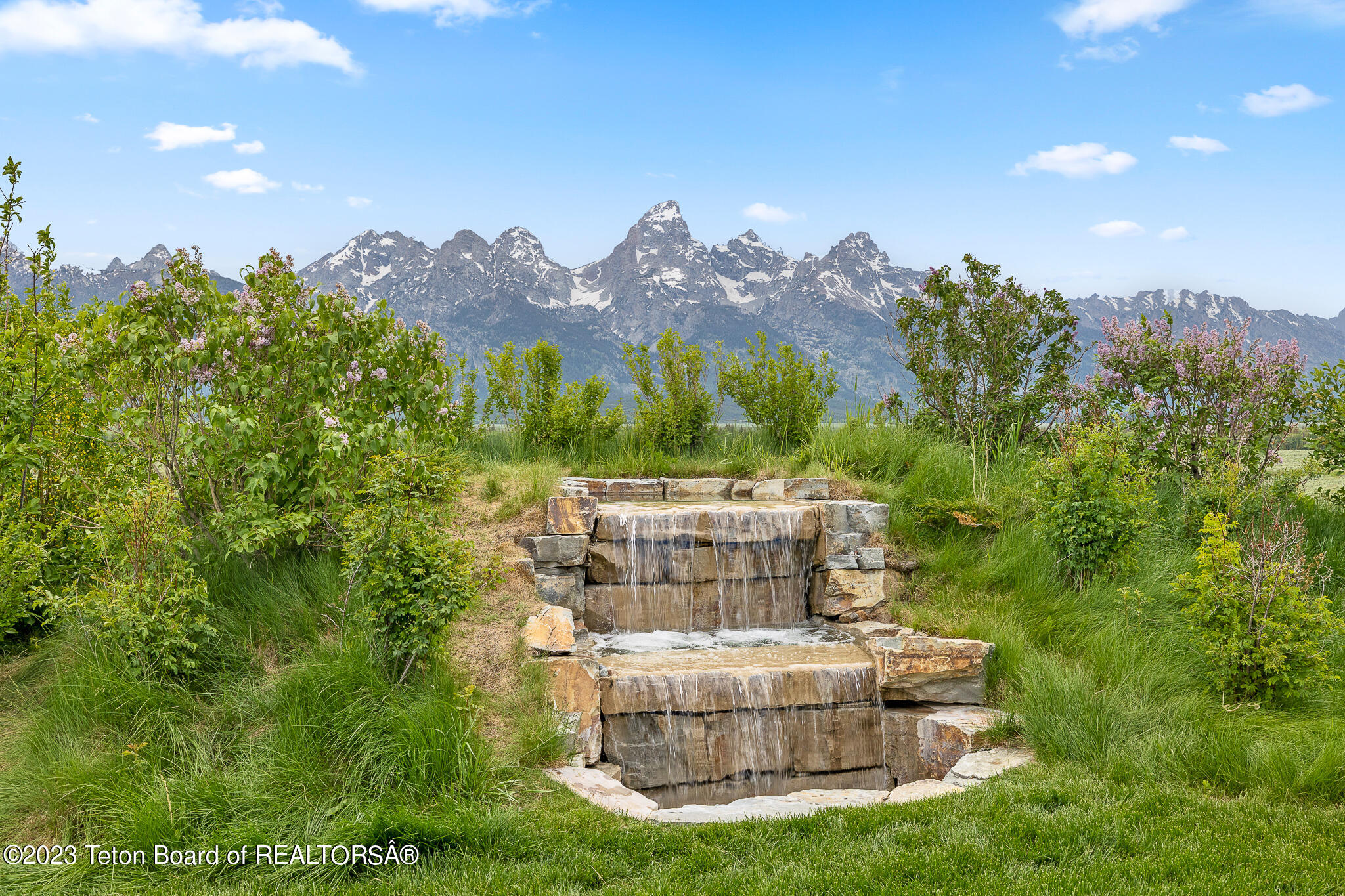 13125 N CRAIGHEAD Lane