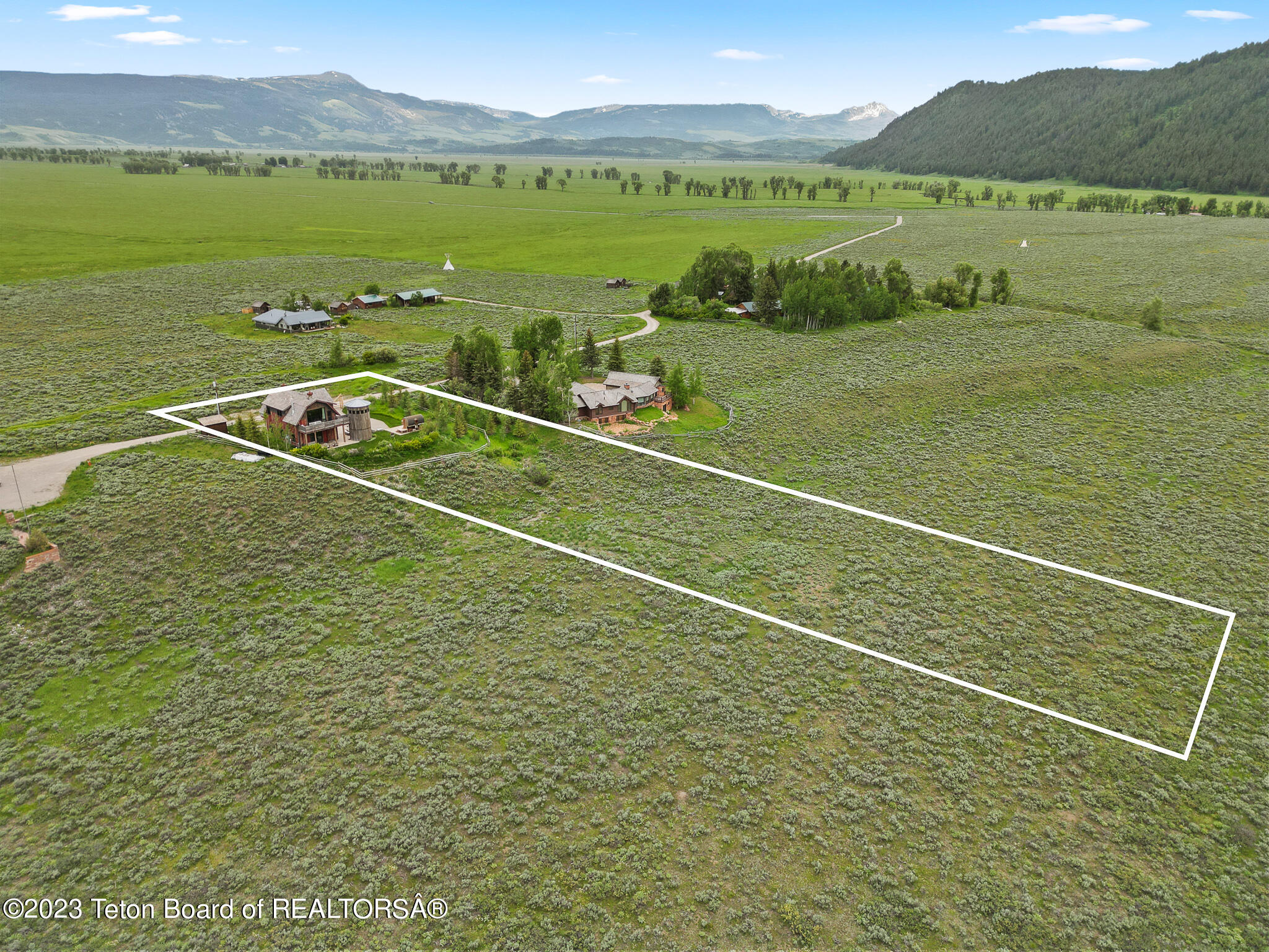 13125 N CRAIGHEAD Lane