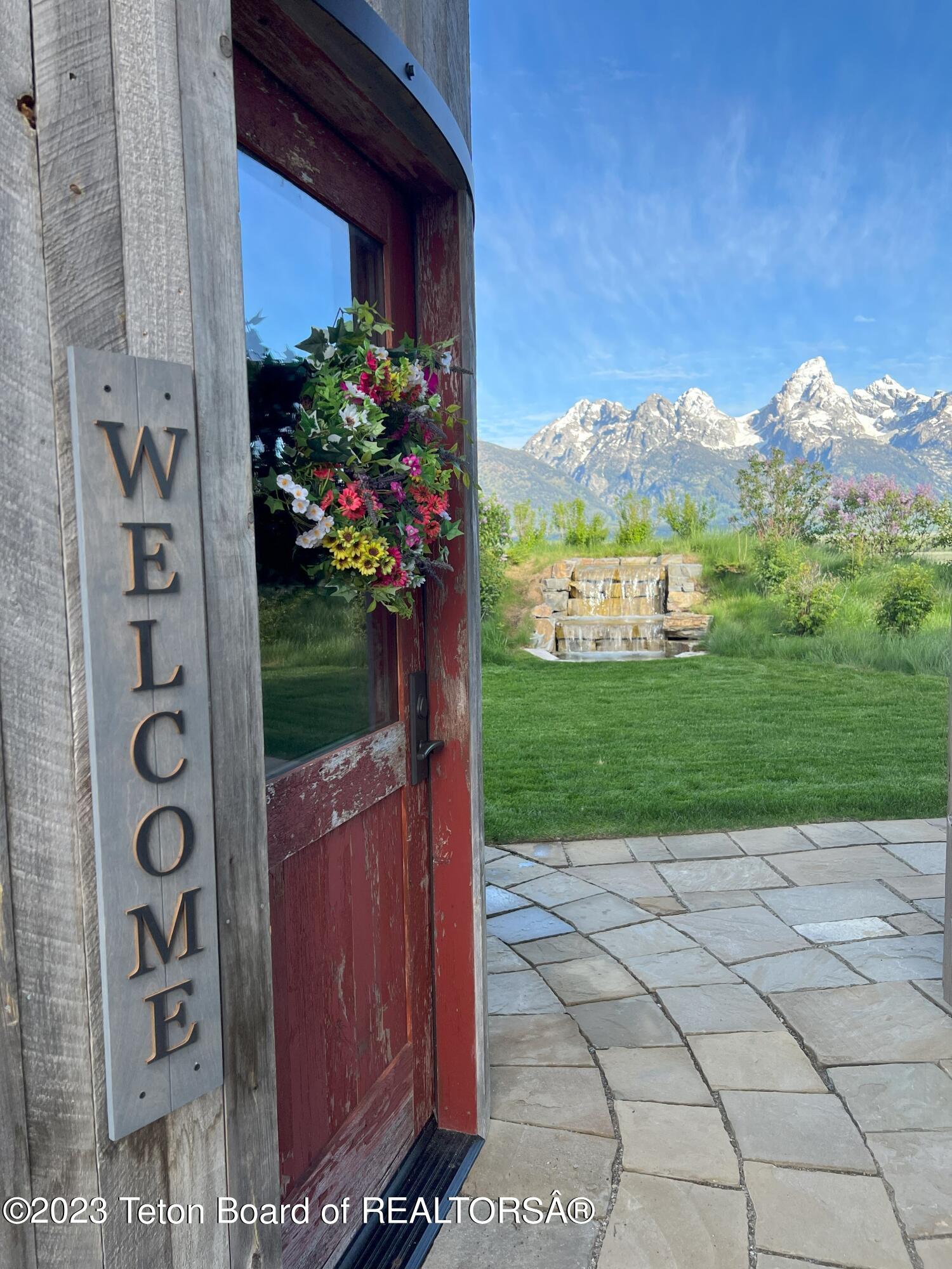 13125 N CRAIGHEAD Lane