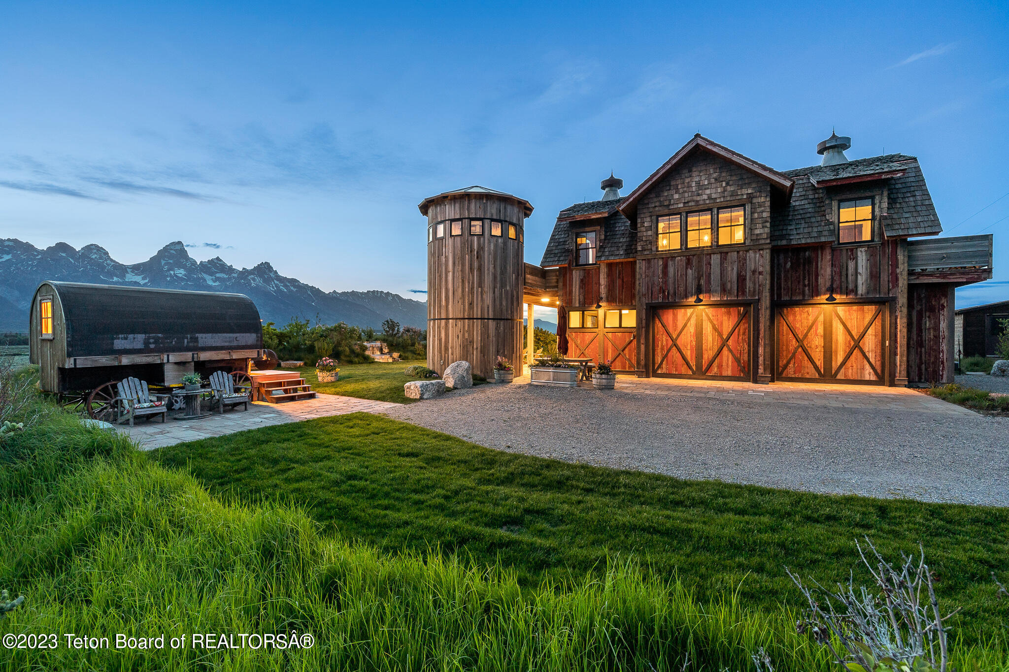 13125 N CRAIGHEAD Lane