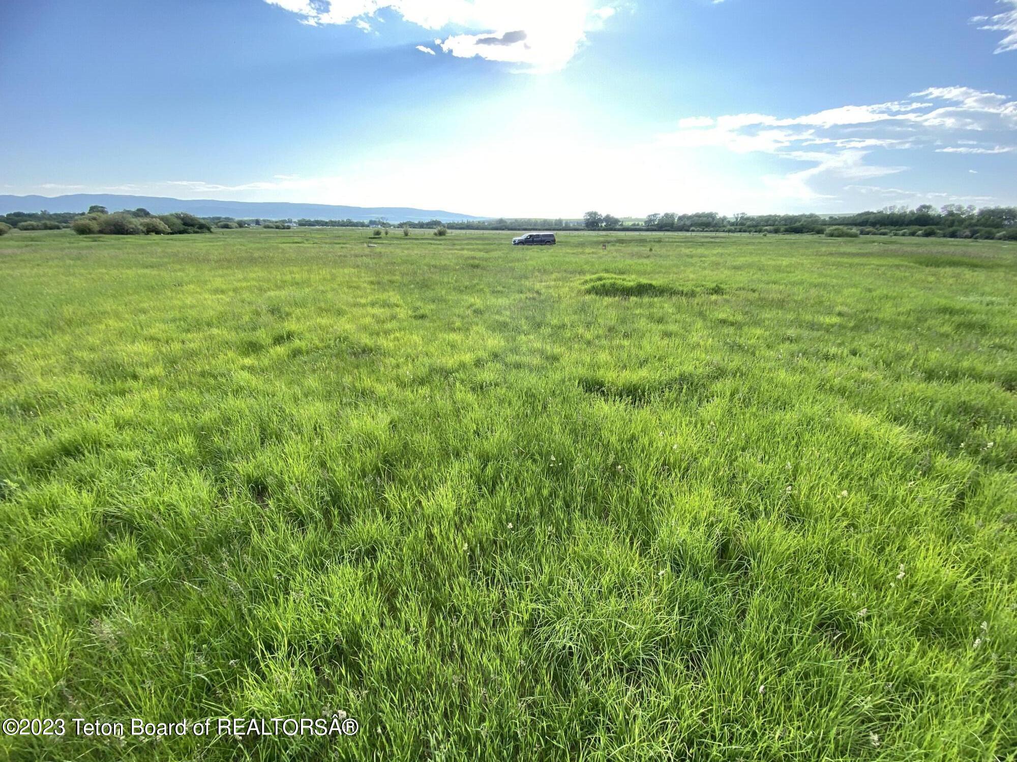 1025 LEIGH MEADOWS Lane