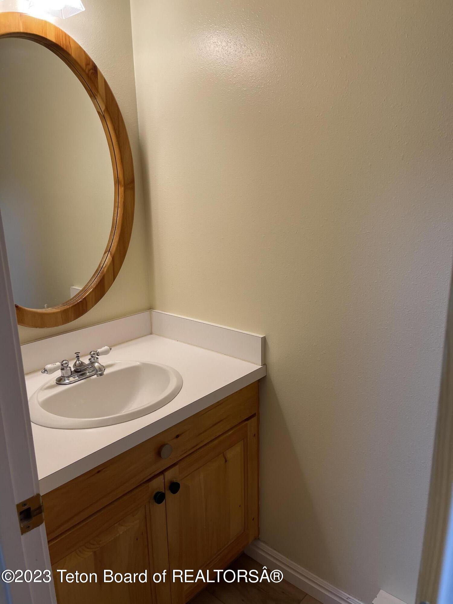 1070 ELK RUN Lane, 58