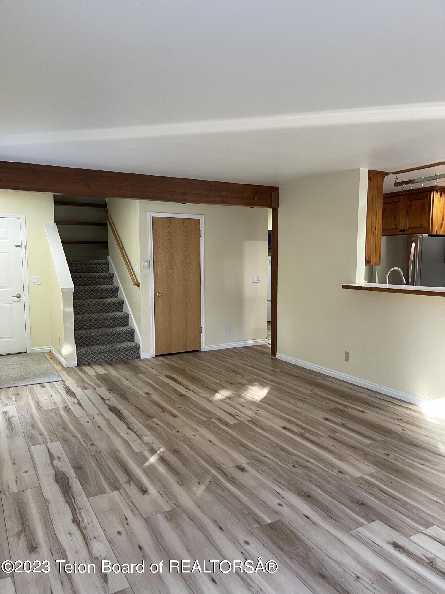 1070 ELK RUN Lane, 58