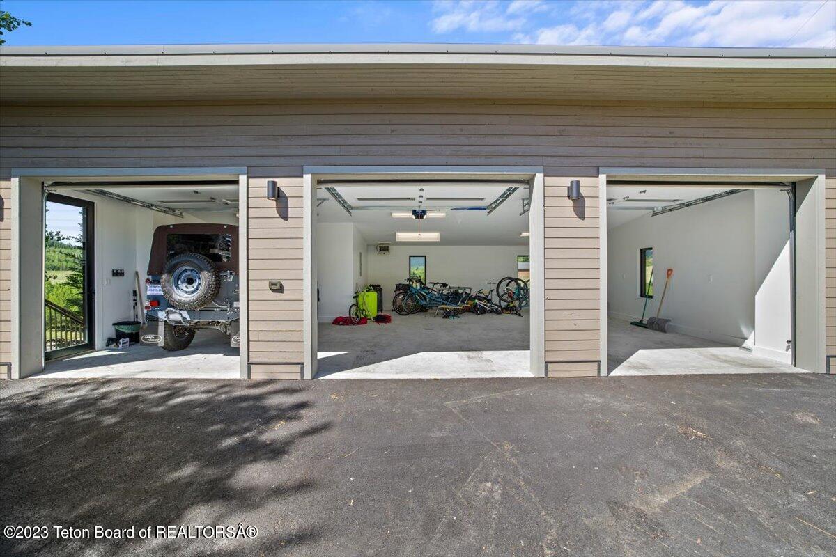 290 N BAR Y ROAD Road