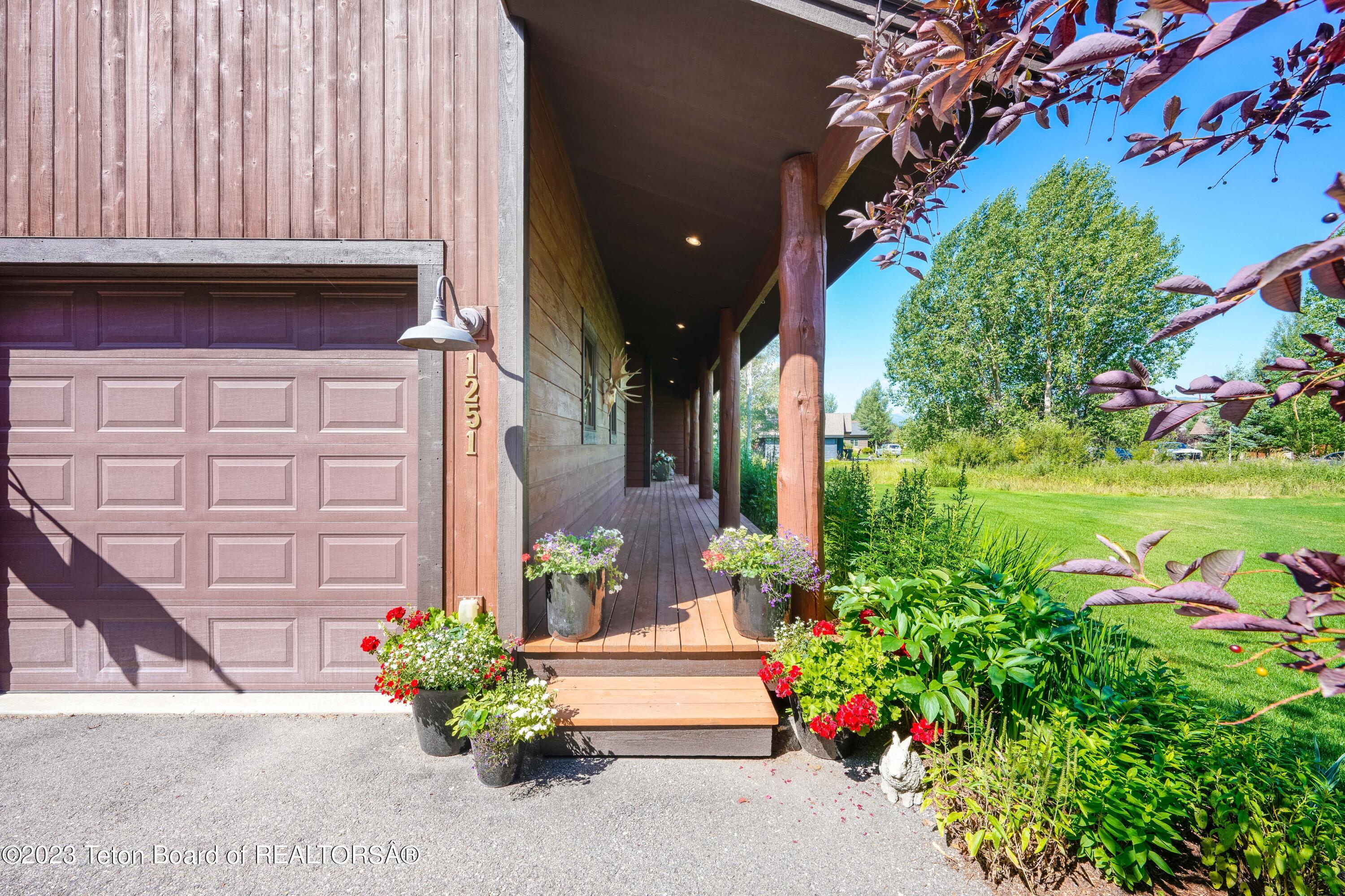 1251 MELODY CREEK LANE