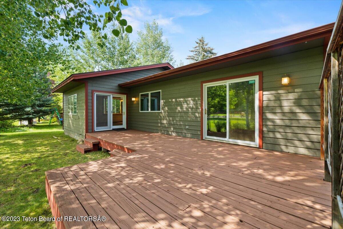 3085 RANGEVIEW Drive