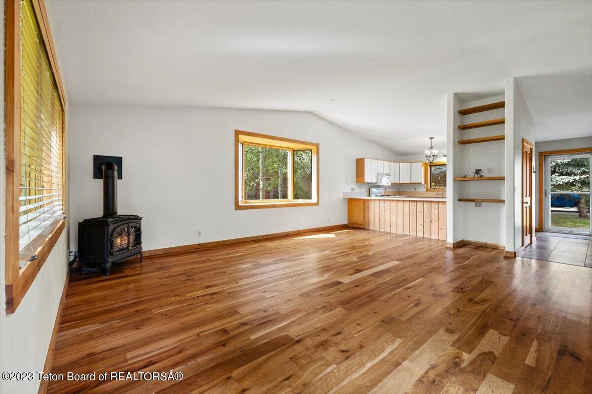 3085 RANGEVIEW Drive