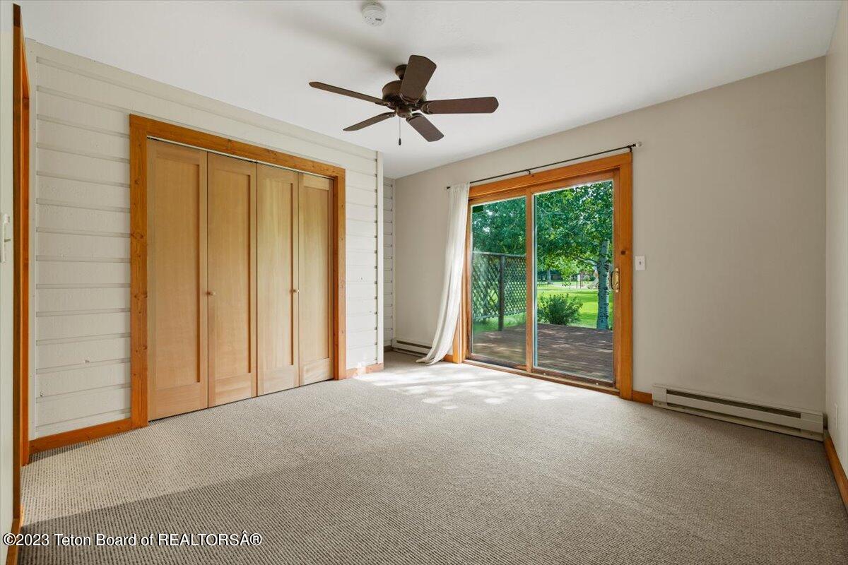 3085 RANGEVIEW Drive